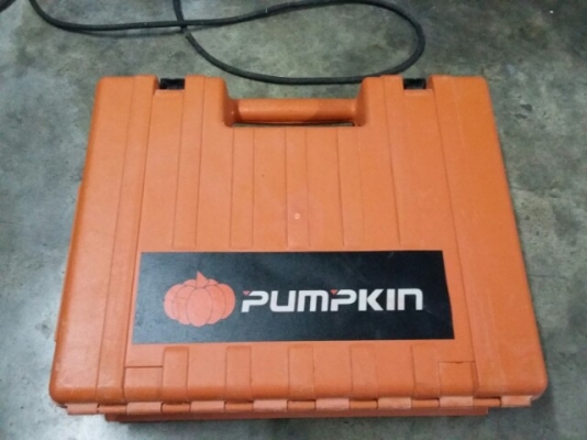 สว่านโราตารี่ 3 ระบบ pumpkin พร้อมกล่องและอุปกรณ์ตามรูป ราคา 1700 บาท