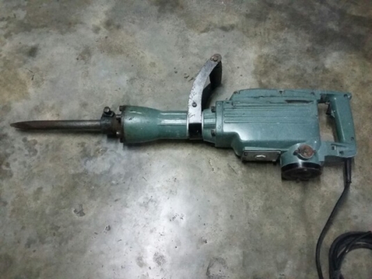 เครื่องสกัดไฟฟ้า สภาพตามรูป ราคา 3500 บาท ของมันหนักมารับเองครับ