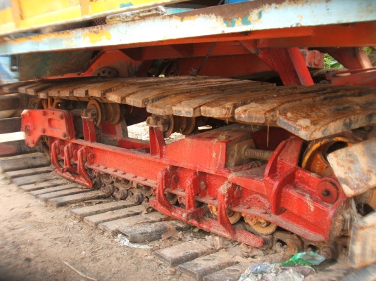 ขายรถเกี่ยวข้าวศักดิ์พัฒนา บิ๊ก 37 เครื่องยนต์ 6BG 175 แรงม้า ปั้มไดกิ๊นส์เบอร์ 22 สภาพดีพร้อมใช้งาน ขายดาวน์ 100,000 บาท