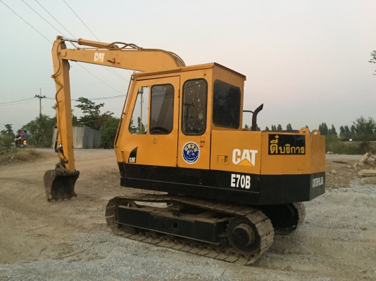 ขายCAT E70B เก่าญี่ปุ่น ลอลเลอร์ ไม่มีเเตก โซ่บรูธ เฟืองดี เครื่องดี ปั้มดี ไม่กินน้ำมันเครื่อง