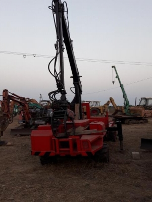 รถบรรทุก 10 ล้อยาง 3 เพลา พร้อมเครนเล็ก ติดหัวคีบไม้ คีบอ้อย มีวิ๊นซ์ ครบสูตร