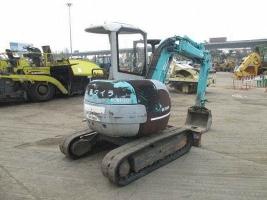 รถขุดเล็ก ยี่ห้อ : KOBELCO รุ่น : SK30UR-2 ซีเรียล. : PR03763 เครื่องยนต์ : 3TNE84-YB-38604  หลังคา อ๊อฟเซ็ทบูม แทรคยาง ใบมีด บุ้งกี๋ ระบบดีระบบห้าดาว มีเอกสารใบอินวอยและใบซื้อขาย   สนใจติดต่อ วัชรัตน์ รุ่งเรืองแทรกเตอร์ โทร:0925768909หรือ0965411713