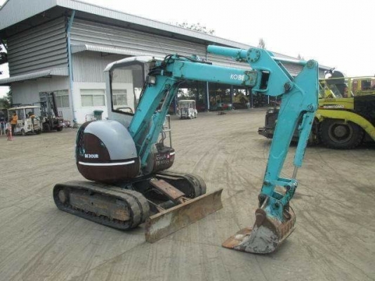 รถขุดเล็ก ยี่ห้อ : KOBELCO รุ่น : SK30UR-2 ซีเรียล. : PR03763 เครื่องยนต์ : 3TNE84-YB-38604  หลังคา อ๊อฟเซ็ทบูม แทรคยาง ใบมีด บุ้งกี๋ ระบบดีระบบห้าดาว มีเอกสารใบอินวอยและใบซื้อขาย   สนใจติดต่อ วัชรัตน์ รุ่งเรืองแทรกเตอร์ โทร:0925768909หรือ0965411713