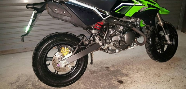 ขออนุญาติขาย KAWASAKI KSR PRO NEW 110 ตัว TOP สตาร์ทมือและเท้า ฟรีค่าโอน ขออนุญาติขาย KAWASAKI KSR PRO NEW 110 ตัว TOP สตาร์ทมือและเท้า ฟรีค่าโอน