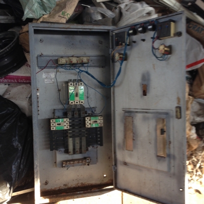 ขาย...ตู้เมนไฟสามเฟส