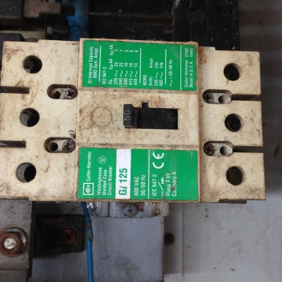 ขาย...ตู้เมนไฟสามเฟส