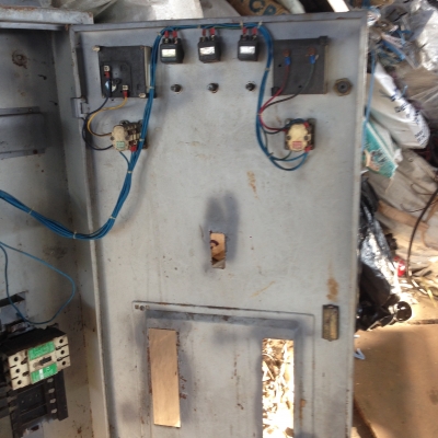 ขาย...ตู้เมนไฟสามเฟส