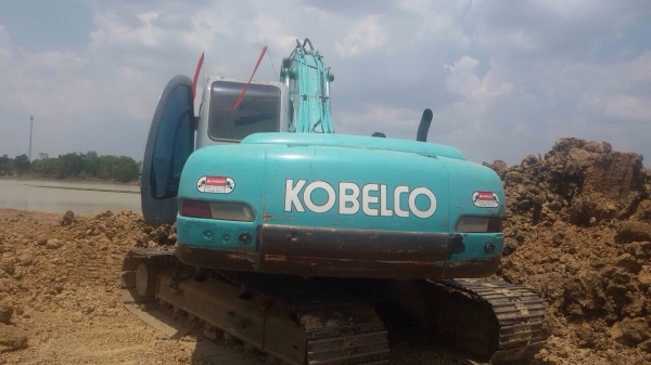 ขายรถแม็คโครsk200มาร์คไฟซุปเปอร์ มีทะเบียนพร้อมโอน