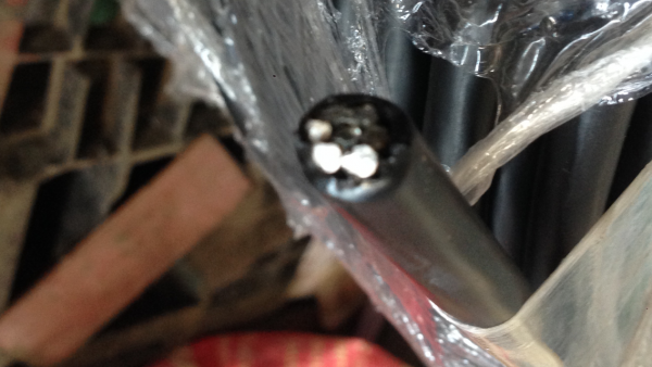 ขาย....ลวดกายวายแบบมีฉนวนหุ้ม ขนาด9มิล