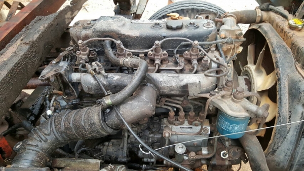 ขาย เฉพาะหัวคัสซี 6 ล้อ ISUZU NPR ปี 36 เครื่อง 4BD1 115 แรงม้า เฟืองท้าย F คัสซีสวยใช้ได้ ทะเบียนครบ ราคาต่อรองได้ครับ