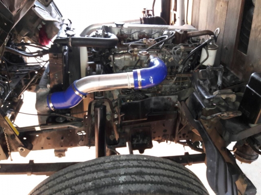 หกล้อ อีซูชุ NQR150ปี51ช่วงยาว5.50ม มีหลังคา"รับส่ง-พนังาน รถสภาพดีสวยเดิมๆไม่เคยบรรทุกหนัก เล่มทะเบียนพร้อมโอน