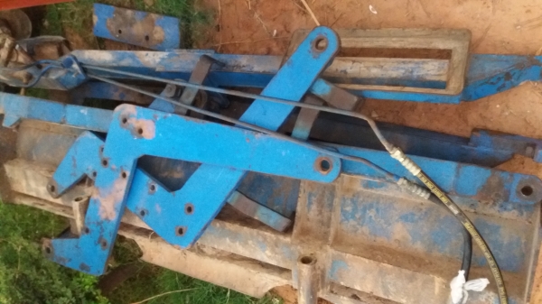 ชุดดันหน้าฟอร์ดอุปกรณ์ครบสภาพสวย