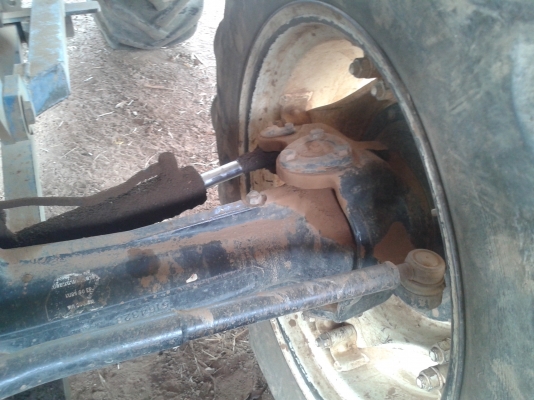 ขาย TS90สองเพลา ราคา650,000บาท เกียร์ข้าง กรองโต พร้อมดันหน้า หางไถ เอกสารซื้อขาย