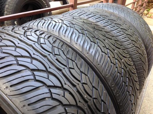 ยาง All Yokohama 245 50 20 ปลายปี13 ดอกเต็ม ใช้ยาว ราคาไม่แพง