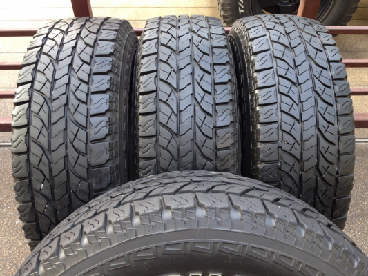 ยาง All Yokohama 235 75 15 ปลายปี14 ดอกเต็ม ราคาไม่แพง