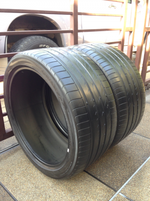 ยาง Yokohama 295 35 21 กลางปี12 ดอกสวย พร้อมใช้งาน ราคาไม่แพง