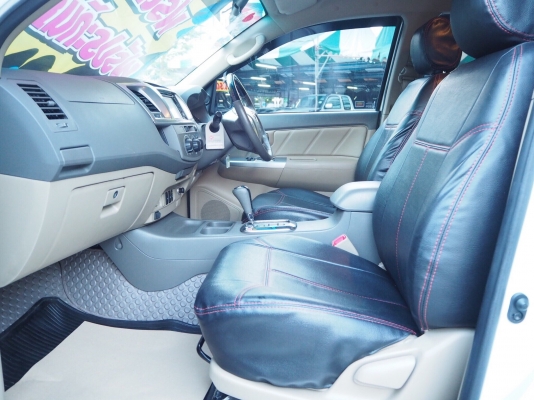 TOYOTA FORTUNER 2.5 G เกียร์AT ปี2013 โทร 098-919-0195 ดาวค่ะ