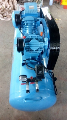 ปั๊ม ขนาด200 ลิตร 2สูบ  ไฟ220v  พร้อมมอเตอร์ 3แรง