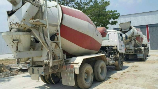 ขาย 695,000 รถโม่ปูน ISUZU 260 แรง(รถประกอบ)โม่ 7 คิว หัวบางยางดีคัชซีสวยรถสวยพร้อมใช้เอกสารพร้อมโอน 090-772-3710 090-772-3708 ขาย 695,000 รถโม่ปูน ISUZU 260 แรง(รถประกอบ)โม่ 7 คิว หัวบางยางดีคัชซีสวยรถสวยพร้อมใช้เอกสารพร้อมโอน 090-772-3710 090-772-3708