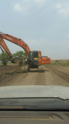 ขาย 1,195,000 HITACHI  zx 200-1 เครื่งดี ปั้มแรง ไฟฟ้าครบ อินวอยท์ 090-772-3710 090-772-3708