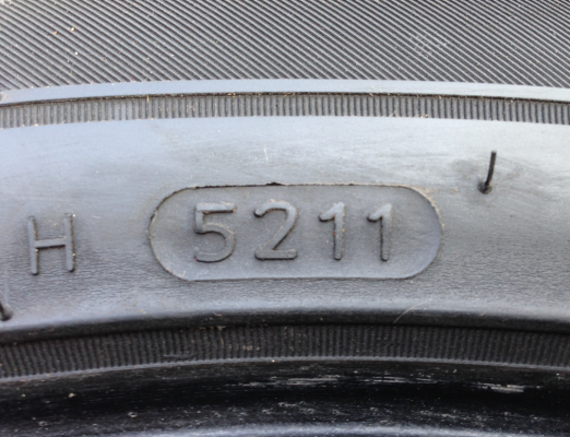 ยาง Hankook 235 50 19 สิ้นปี11 ดอกเยอะ ราคาไม่แพง