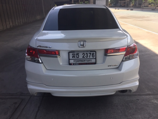 ท็อปสุด Honda Accord 2.0EL ปี 2012 แท้ รถมือเดียว เป็นตัวนำเข้า หลังคาซันรูฟ ไมล์ 47.xxx km อุปกรณ์ครบ พร้อมโอน"