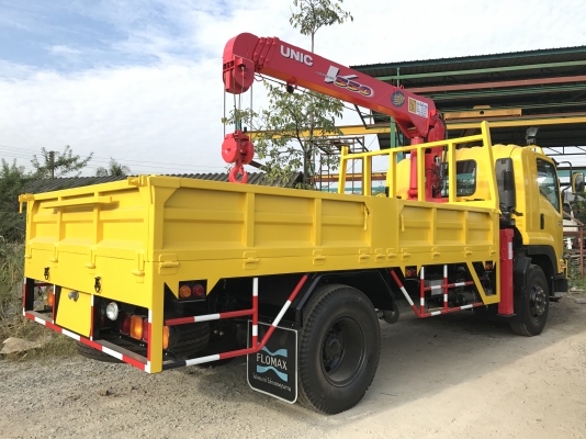 เครนติดรถบรรทุก