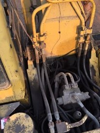 แบ็คโฮ KOMATSU PC300 รุ่น 6