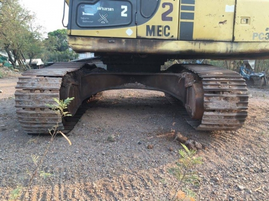 แบ็คโฮ KOMATSU PC300 รุ่น 6