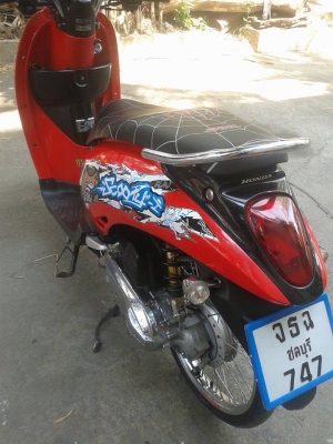 ขายลูกเดียว scoopy i หัวฉีด ปี2554 ราคาคุ้มค่า ขายลูกเดียว scoopy i หัวฉีด ปี2554 ราคาคุ้มค่า