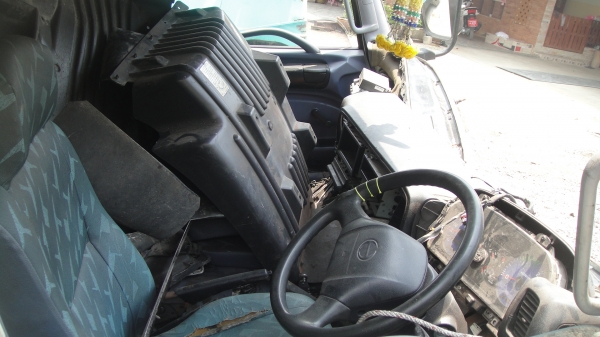 หัว HINO MEGA โดนหน้ามา อะไหล่ครบ ราคาถูก หัว HINO MEGA โดนหน้ามา อะไหล่ครบ ราคาถูก