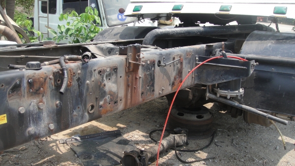 คัสฃีหัวลากพร้อมเล่มทะเบียน HINO MEGA 320 ปี51คัสฃีสวยใหม่มาก ไม่รวมช่วงล่าง