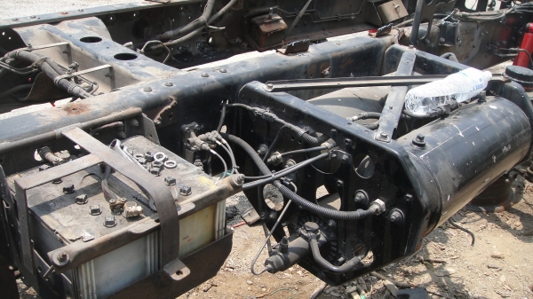 คัสฃีหัวลากพร้อมเล่มทะเบียน HINO MEGA 320 ปี51คัสฃีสวยใหม่มาก ไม่รวมช่วงล่าง