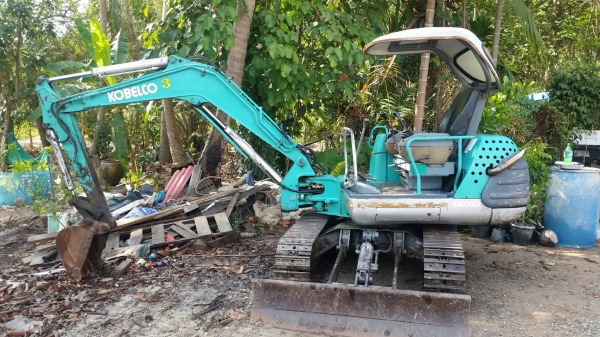 ขาย 285,000 KOBELCO sk 030 เครื่องดีปั้มแรงเอวดีช่างล่างดีพร้อมไลหัวเจาะรถสวยพร้อมใช้ 090-772-3710 090-772-3708