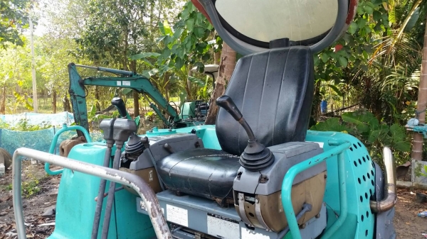 ขาย 285,000 KOBELCO sk 030 เครื่องดีปั้มแรงเอวดีช่างล่างดีพร้อมไลหัวเจาะรถสวยพร้อมใช้ 090-772-3710 090-772-3708