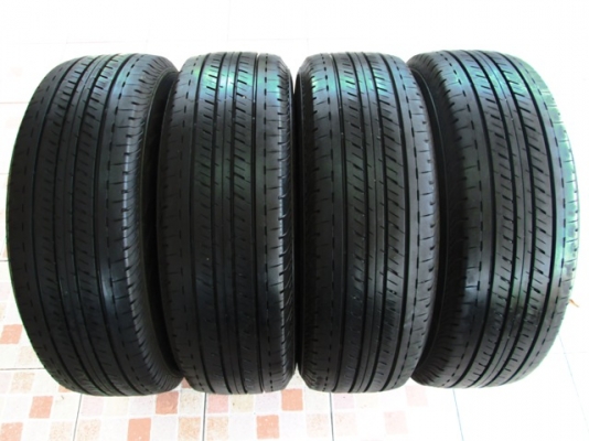 ขายยาง BRIDGESTONE R611 215-65-16 ปี15 งามๆ (1ชุด)