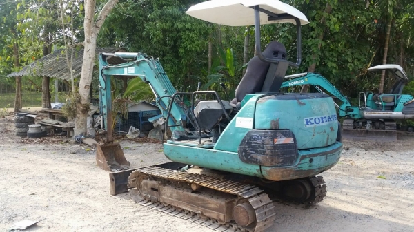ขาย 265,000 KOMATSU pc 30-7เครื่องดีปั้มแรงเอวแน่นช่วงล่างดีรถสวยพร้อมใช้ 090-772-3710 090-772-3708 ขาย 265,000 KOMATSU pc 30-7เครื่องดีปั้มแรงเอวแน่นช่วงล่างดีรถสวยพร้อมใช้ 090-772-3710 090-772-3708