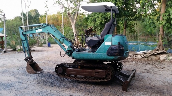 ขาย 265,000 KOMATSU pc 30-7เครื่องดีปั้มแรงเอวแน่นช่วงล่างดีรถสวยพร้อมใช้ 090-772-3710 090-772-3708 ขาย 265,000 KOMATSU pc 30-7เครื่องดีปั้มแรงเอวแน่นช่วงล่างดีรถสวยพร้อมใช้ 090-772-3710 090-772-3708