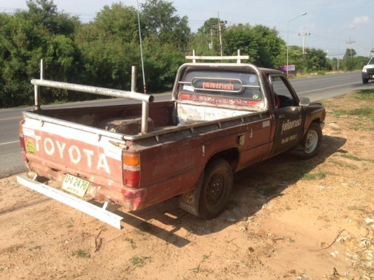 ขาย ฮีโร่ ปี29 ไมค์2หลุม.  เครื่องดี คัสชีสวยตลอดไม่มีที่ติ ยางดีใหม่4เส้น. 80\% พร้อมใช้งาน. เอกสารพร้อมโอน ราคา39000 ต่อรองนิดหน่อย สนใจ0930693225 สารคาม