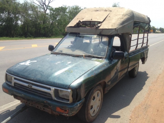 ขายครับ ปี39 แท้. หน้าตาเดิม คานมีเลข เครื่องดี คัสชีสวยตลอดเส้น  ภายในคอนโซนสวย เอกสารพร้อมครบ ราคา 39000 ต่อรองนิดหน่อย สนใจ0930693225 สารคาม