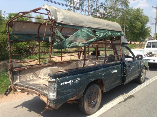 ขายครับ ปี39 แท้. หน้าตาเดิม คานมีเลข เครื่องดี คัสชีสวยตลอดเส้น  ภายในคอนโซนสวย เอกสารพร้อมครบ ราคา 39000 ต่อรองนิดหน่อย สนใจ0930693225 สารคาม