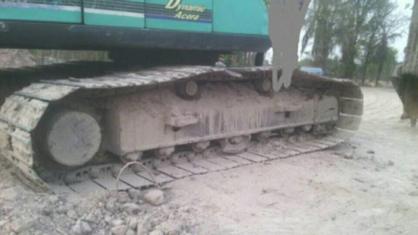 ขาย 1,350,000 KOBELCO sk 200-6 yn-10เครื่องดี ปั้มแรง ไฟฟ้าครบ เอกสารพร้อม 090-772-3710 090-772-3708