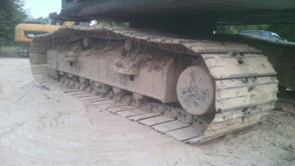 ขาย 1,350,000 KOBELCO sk 200-6 yn-10เครื่องดี ปั้มแรง ไฟฟ้าครบ เอกสารพร้อม 090-772-3710 090-772-3708