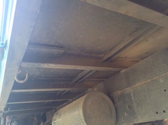 ขาย 6 ล้อ  NKR เครื่อง 110 แรง ยาว 4.30 ม. ปี 1988 - 2531  มีพวงมาลัยเพาเวอร์ มีแอร์  กระจกไฟฟ้า กะบะเหล็กทั้งลูก กะบะสวยมาก ไม่มีผุ ไม่มีสนิม