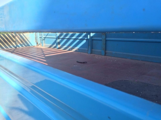 ขาย 6 ล้อ  NKR เครื่อง 110 แรง ยาว 4.30 ม. ปี 1988 - 2531  มีพวงมาลัยเพาเวอร์ มีแอร์  กระจกไฟฟ้า กะบะเหล็กทั้งลูก กะบะสวยมาก ไม่มีผุ ไม่มีสนิม