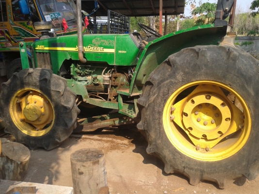 ขายรถไถ จอนเดียร์สองเพลา 5415 4สูบ 80แรงม้า รถสวยพร้อมใช้ เล่มพร้อมโอน