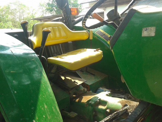 ขายรถไถ จอนเดียร์สองเพลา 5415 4สูบ 80แรงม้า รถสวยพร้อมใช้ เล่มพร้อมโอน