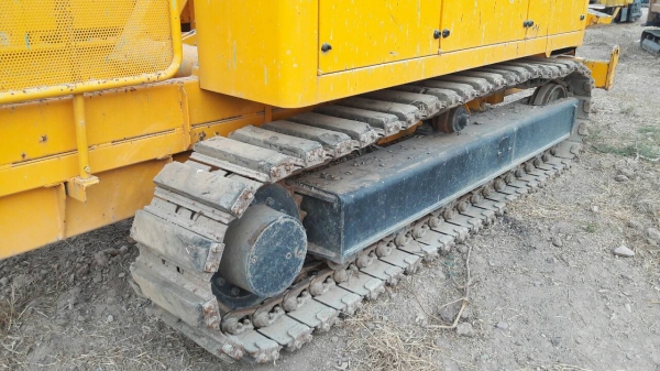 รถกระเช้า แมนลิฟท์ ขากรรไกร AICHI ตีนตะขาบ แทร็กเหล็กหุ้มยาง สูง15 เมตร สภาพ 80\% เก่าญี่ปุ่น