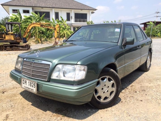 ขาย benz E280 สีเขียว ปี93 เดิมๆ ภายในสวย พร้อมใช้