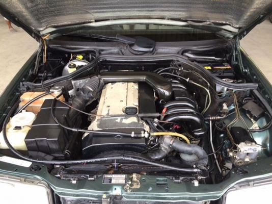 ขาย benz E280 สีเขียว ปี93 เดิมๆ ภายในสวย พร้อมใช้